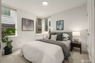 2368 Franklin Ave E, Seattle, WA 98102 - Photo 8