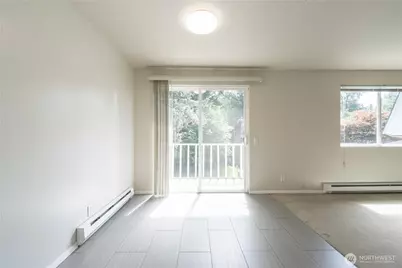 6107 NE 194th Place, Kenmore, WA 98028 - Photo 14