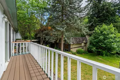 6107 NE 194th Place, Kenmore, WA 98028 - Photo 20