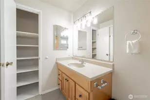 6107 NE 194th Pl, Kenmore, WA 98028 - Photo 18