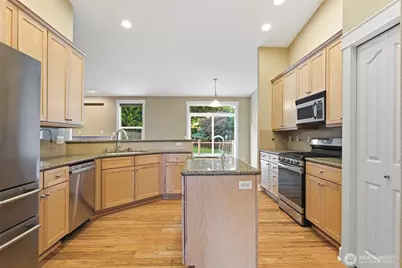 2017 Arab Drive SE, Tumwater, WA 98501 - Photo 8