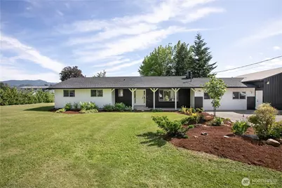 319 Vancouver Street, Sumas, WA 98295 - Photo 2