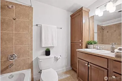 300 N 130th Street #2303, Seattle, WA 98133 - Photo 2