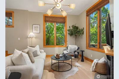 3824 Evanston Avenue N #11, Seattle, WA 98103 - Photo 4