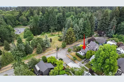 2315 26th Avenue E, Seattle, WA 98112 - Photo 22
