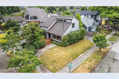2315 26th Avenue E, Seattle, WA 98112 - Photo 24