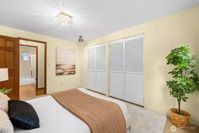 2315 26th Avenue E, Seattle, WA 98112 - Photo 10
