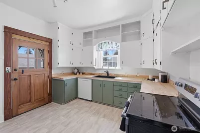 328 S Anacortes Street, Burlington, WA 98233 - Photo 10