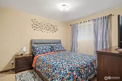947 N 163rd Street, Shoreline, WA 98133 - Photo 12