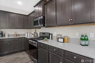 9901 13th St SE, Lake Stevens, WA 98258 - Photo 8
