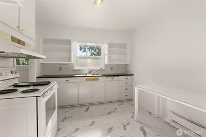 728 Hamilton Avenue, Centralia, WA 98531 - Photo 8