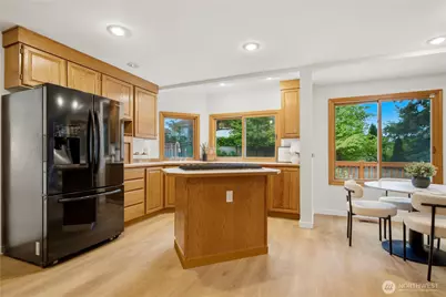 11607 SE 77th Place, Newcastle, WA 98056 - Photo 14