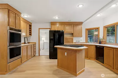 11607 SE 77th Place, Newcastle, WA 98056 - Photo 12