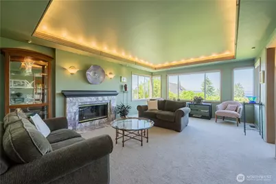 9297 44th Avenue SW, Seattle, WA 98136 - Photo 8