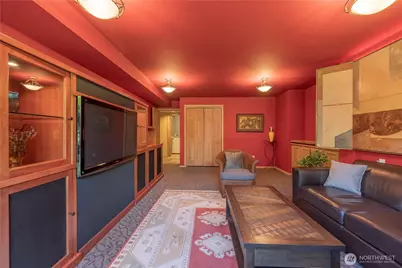 9297 44th Avenue SW, Seattle, WA 98136 - Photo 32