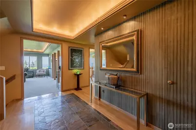 9297 44th Avenue SW, Seattle, WA 98136 - Photo 6