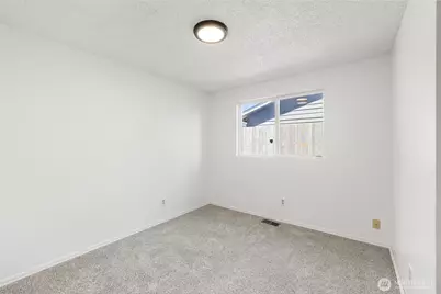 1112 Ridgeway Drive, Oak Harbor, WA 98277 - Photo 22