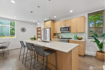 623 NW Market Street, Seattle, WA 98107 - Photo 6