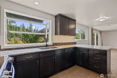 8414 NE 144th Place, Kirkland, WA 98034 - Photo 12