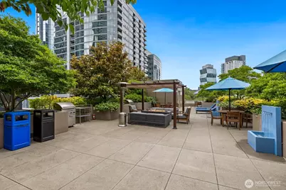 910 Lenora Street #S1010, Seattle, WA 98121 - Photo 32