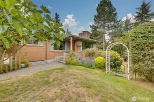 3516 176th Pl SW, Lynnwood, WA 98037 - Photo 2