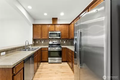 1885 11th Lane NE #1308, Issaquah, WA 98029 - Photo 12