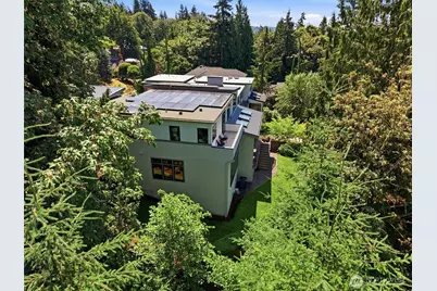 9909 111th Avenue NE, Kirkland, WA 98033 - Photo 2