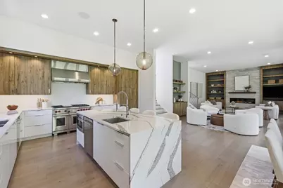 9909 111th Avenue NE, Kirkland, WA 98033 - Photo 10