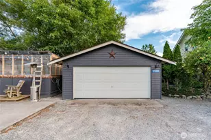 21895 Cedardale Rd, Mount Vernon, WA 98274 - Photo 30