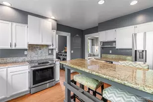 21895 Cedardale Rd, Mount Vernon, WA 98274 - Photo 6