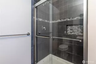 1610 Olympia Ave SE, Renton, WA 98058 - Photo 26