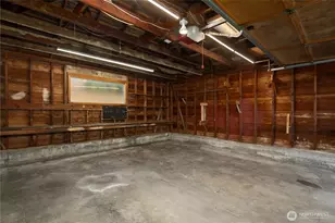 8557 24th Ave NW, Seattle, WA 98117 - Photo 40