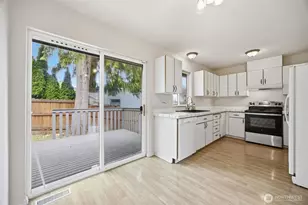 3990 Roma Ct, Bellingham, WA 98226 - Photo 12