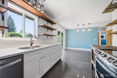 303 Garfield Street, Sumas, WA 98295 - Photo 12