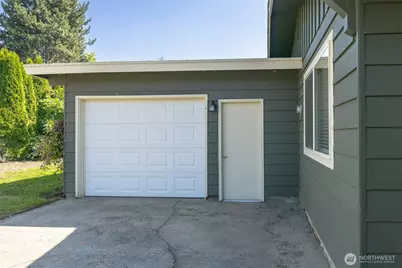 303 Garfield Street, Sumas, WA 98295 - Photo 6