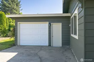 303 Garfield St, Sumas, WA 98295 - Photo 6