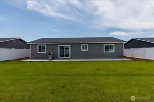 915 E Mt. Adams St, Othello, WA 99344 - Photo 32