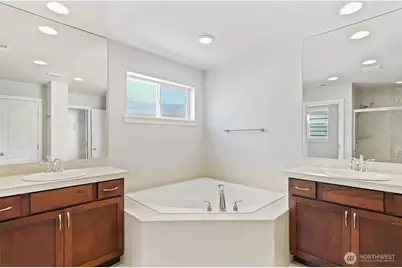 24520 96th Avenue S, Kent, WA 98030 - Photo 24