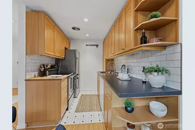 8701 35th Avenue NE #Apt 4, Seattle, WA 98115 - Photo 16