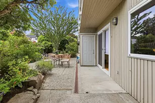 8701 35th Ave NE, Seattle, WA 98115 - Photo 28