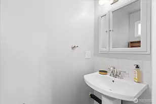 19405 58th Ave NE, Kenmore, WA 98028 - Photo 22