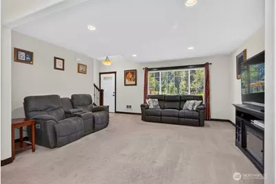 6608 184th Drive SE, Snohomish, WA 98290 - Photo 6
