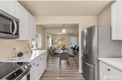 238 Meadow N, Renton, WA 98057 - Photo 10