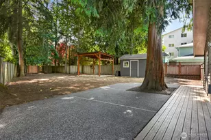 1527 NE 123rd St, Seattle, WA 98125 - Photo 32