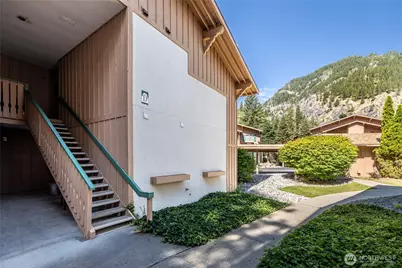 525 Alpine Place #D3, Leavenworth, WA 98826 - Photo 2