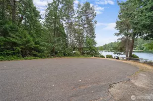 10718 Trout Pl, Anderson Island, WA 98303 - Photo 10
