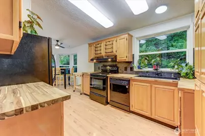 34175 SE 327th Place, Ravensdale, WA 98051 - Photo 8