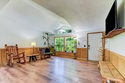 34175 SE 327th Place, Ravensdale, WA 98051 - Photo 4