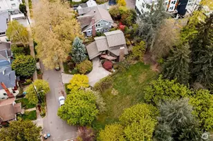 2419 Federal Ave E, Seattle, WA 98102 - Photo 30