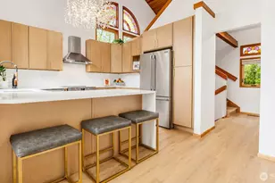2419 Federal Ave E, Seattle, WA 98102 - Photo 6
